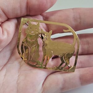 *Sale* Wild Bryde gold tone cat brooch